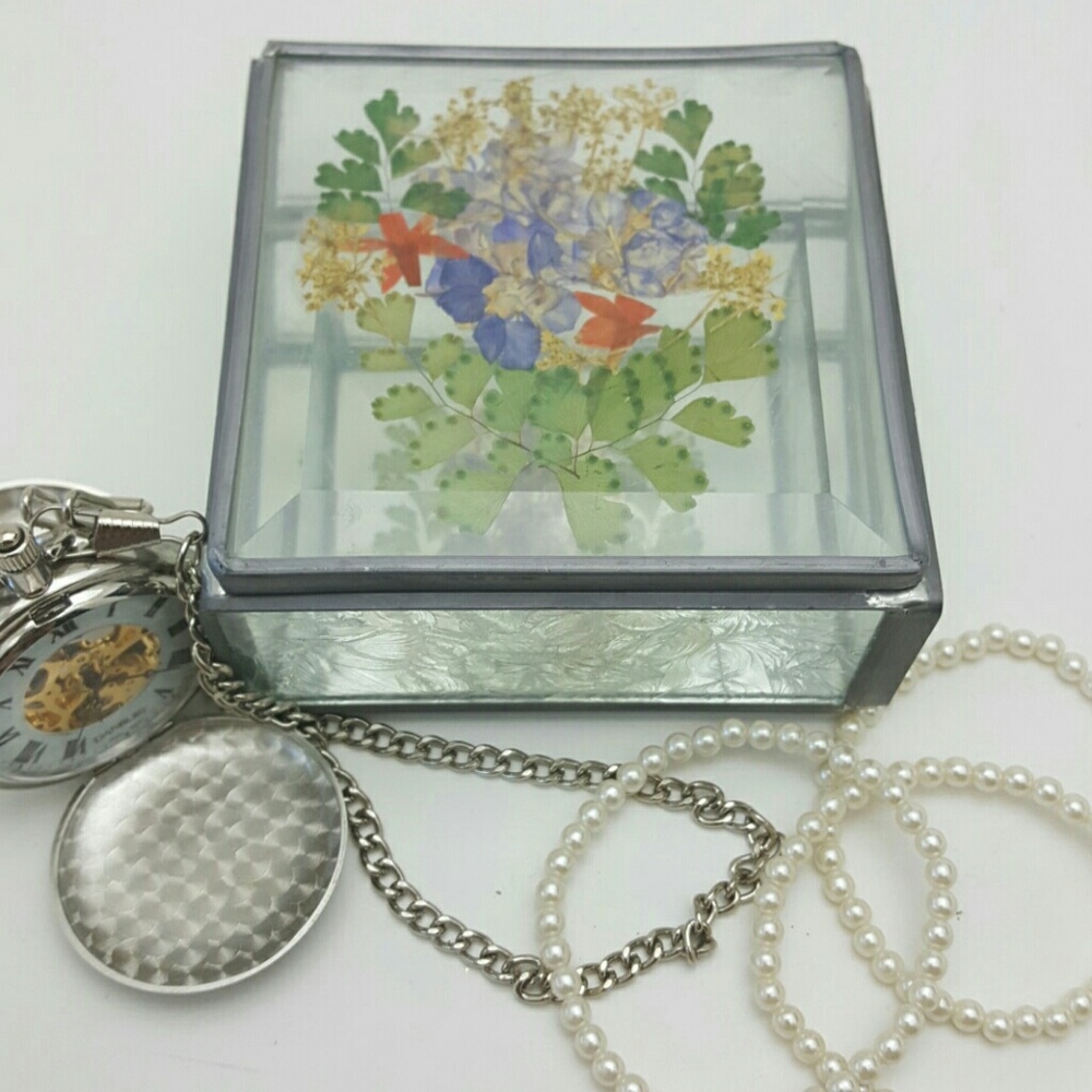 Vintage Handmade Glass Keepsake Box